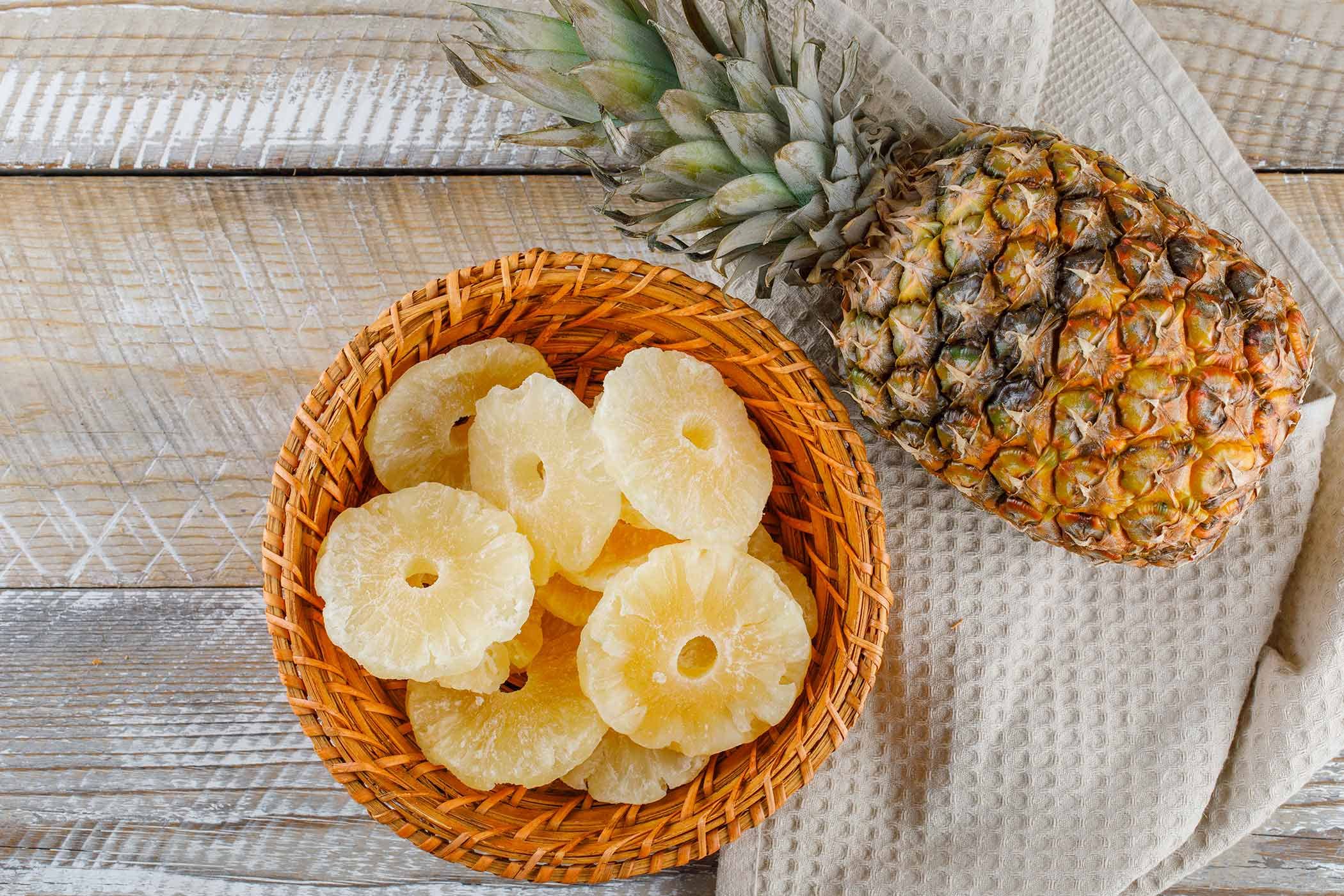 Uloga probavnih-enzima ananas 